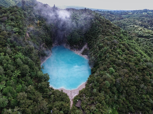 inferno crater at waimangu volcanic valley