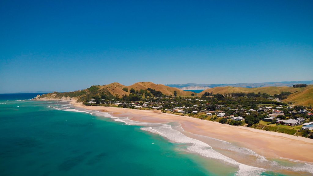 wainui beach, gisborne